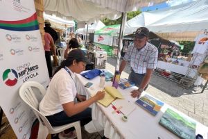 Centro Mipymes Loyola participa en la Feria del Mango Baní 2023