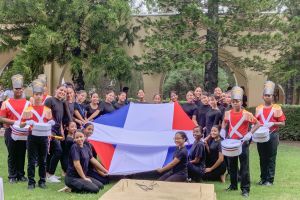 Estudiantes y docentes conmemoran el Día de la Independencia Nacional