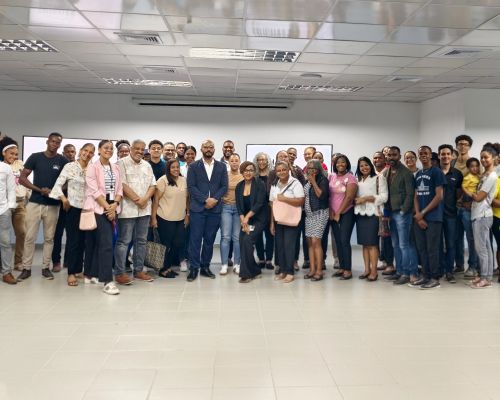 Más de 100 Mipymes y emprendedores se capacitan en uso de Inteligencia Artificial para el marketing digital